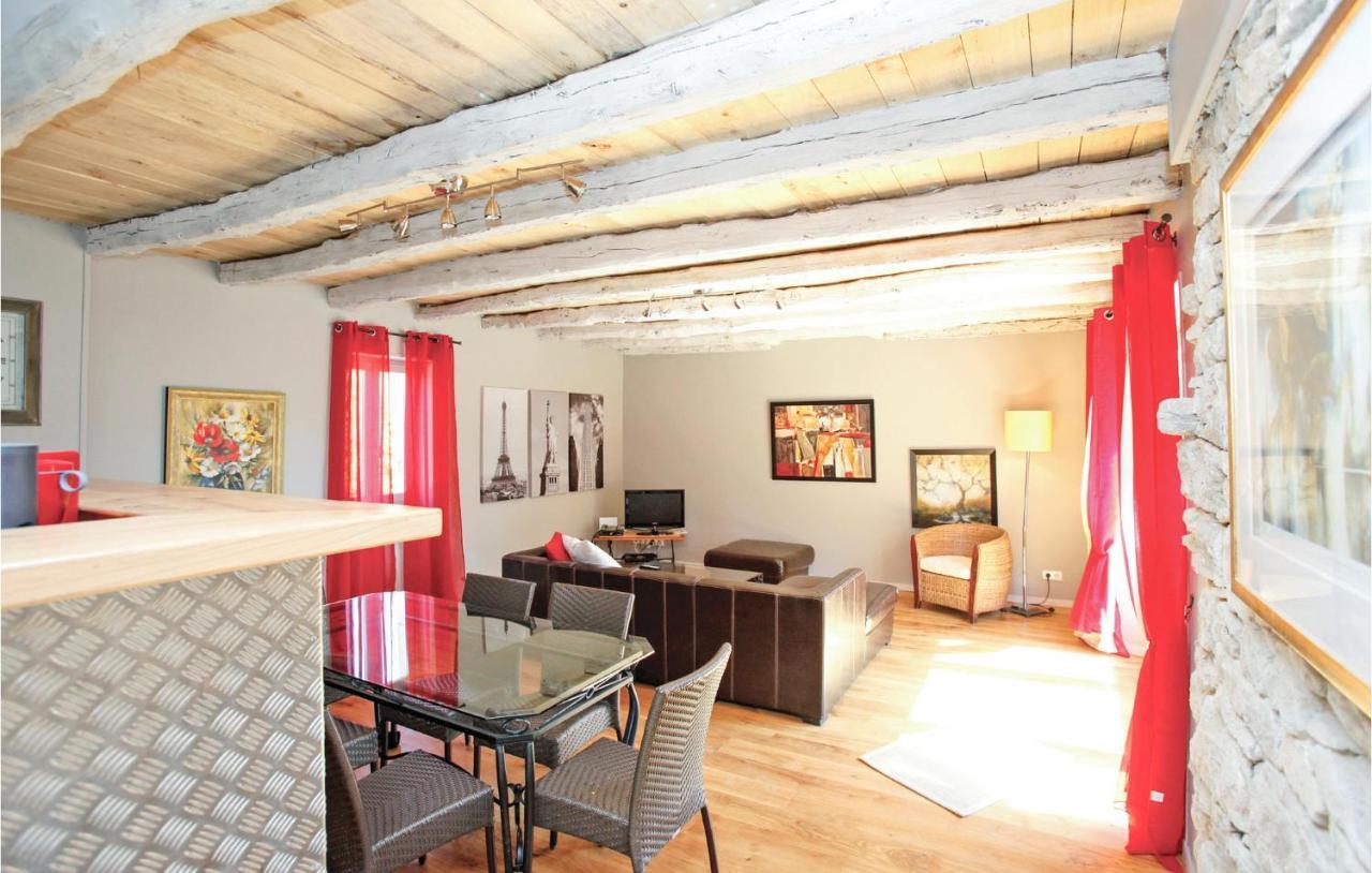 Stunning Home In Coly With Wifi 외부 사진